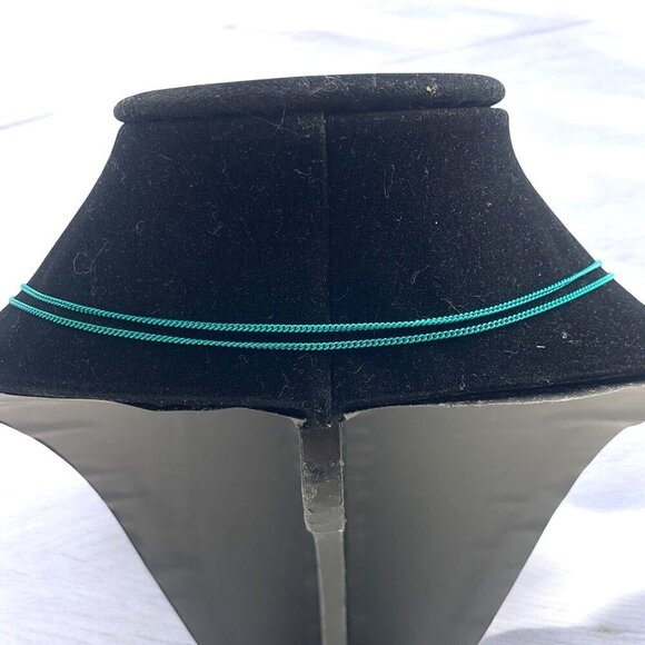 Green Chainlink Necklace With Boho Jewel Tassel Pendant Extra Long Gold Accents - Picture 5 of 8